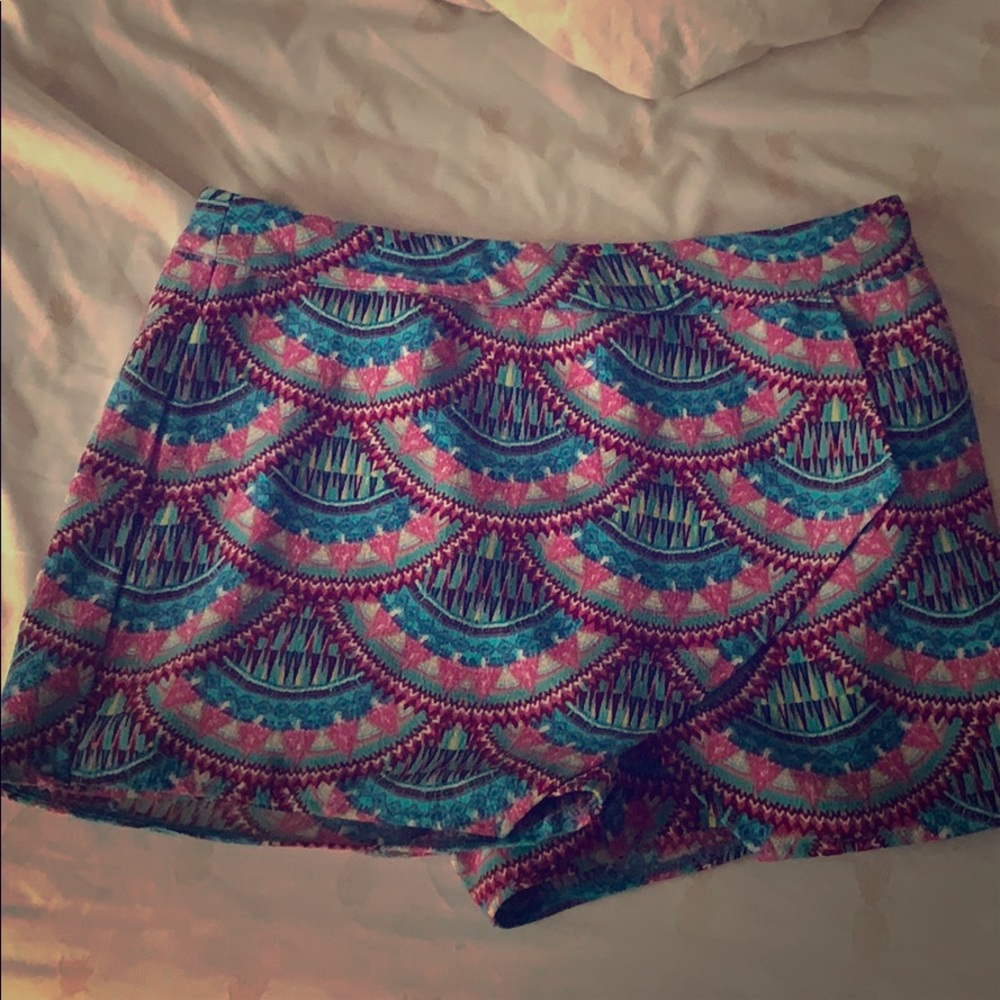 Skirt/shorts